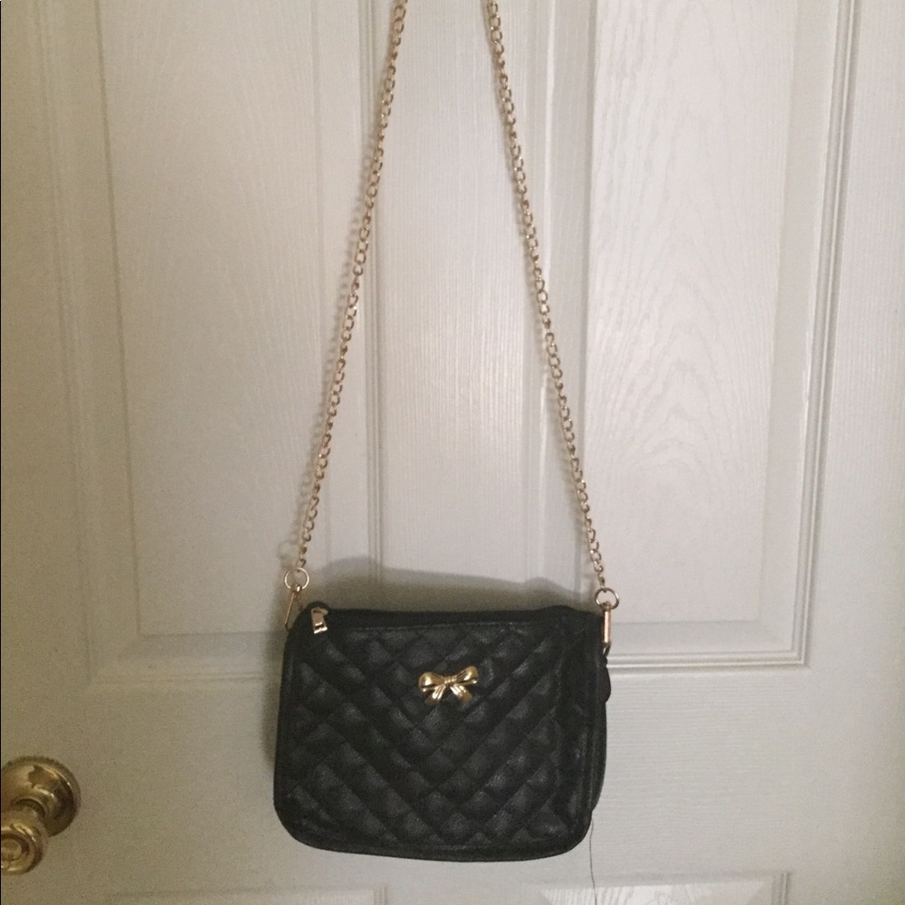A purse.